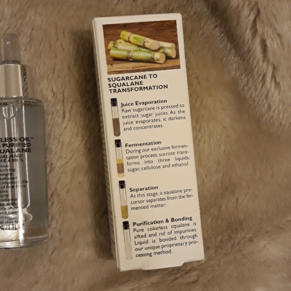 Peter Thomas Roth 100% Squalene Oil-Less Oil - Picture 3 of 7